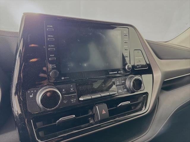used 2021 Toyota Highlander car, priced at $30,000