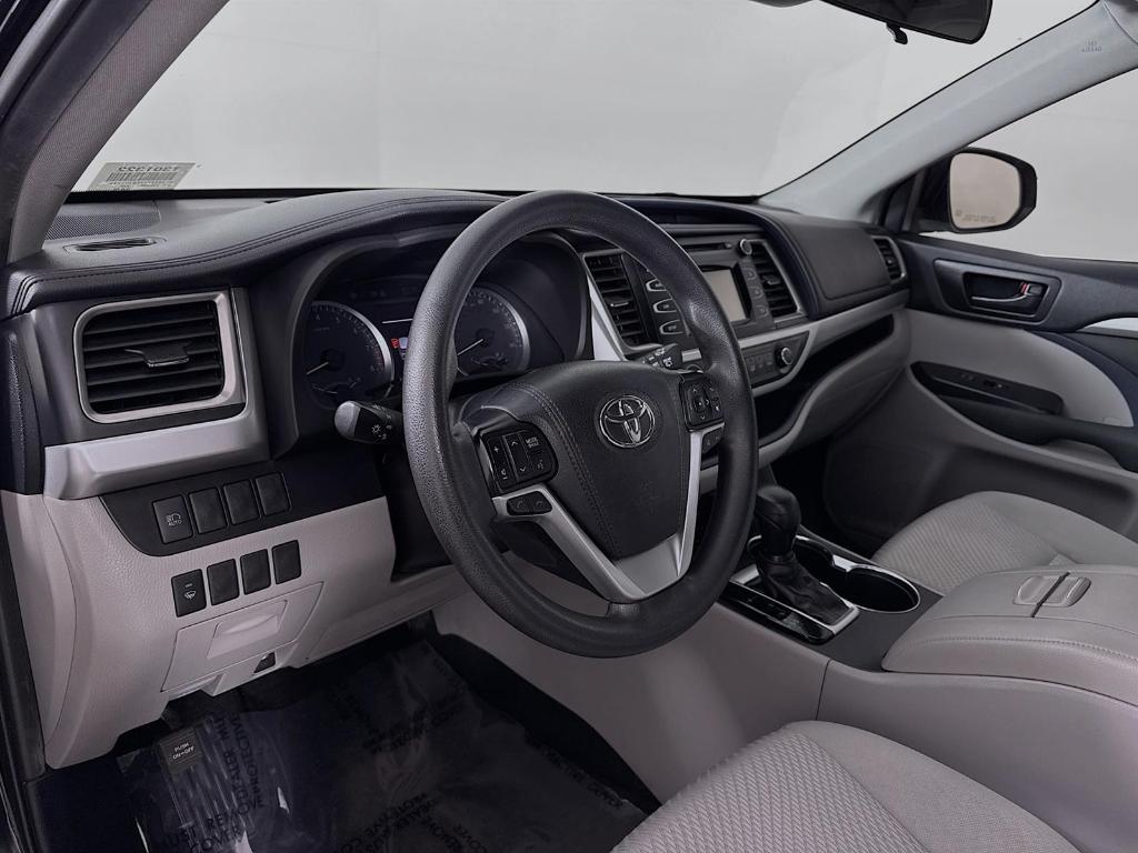 used 2019 Toyota Highlander car, priced at $22,000