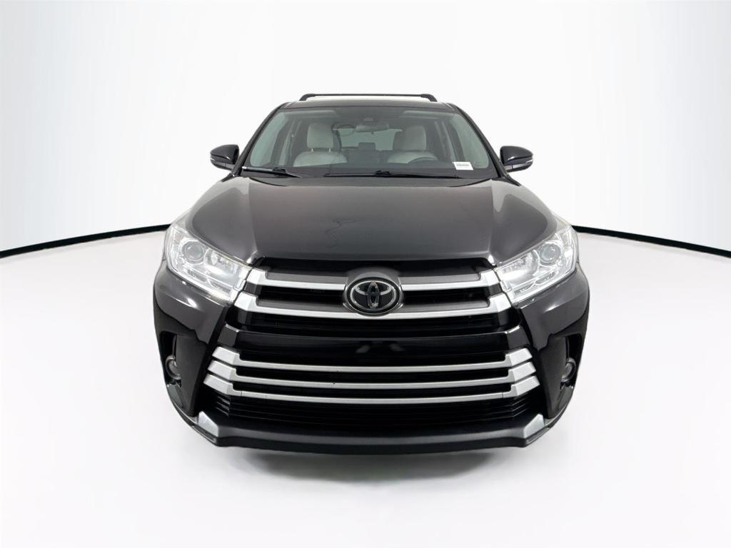 used 2019 Toyota Highlander car, priced at $22,000