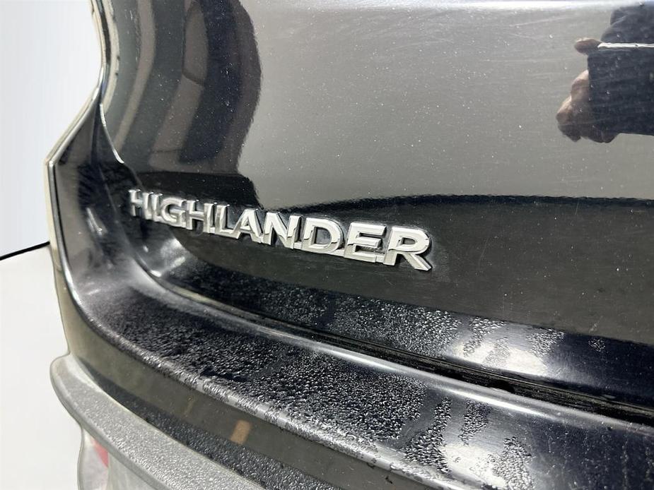 used 2019 Toyota Highlander car, priced at $24,000