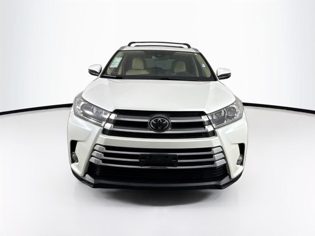 used 2018 Toyota Highlander car, priced at $29,500