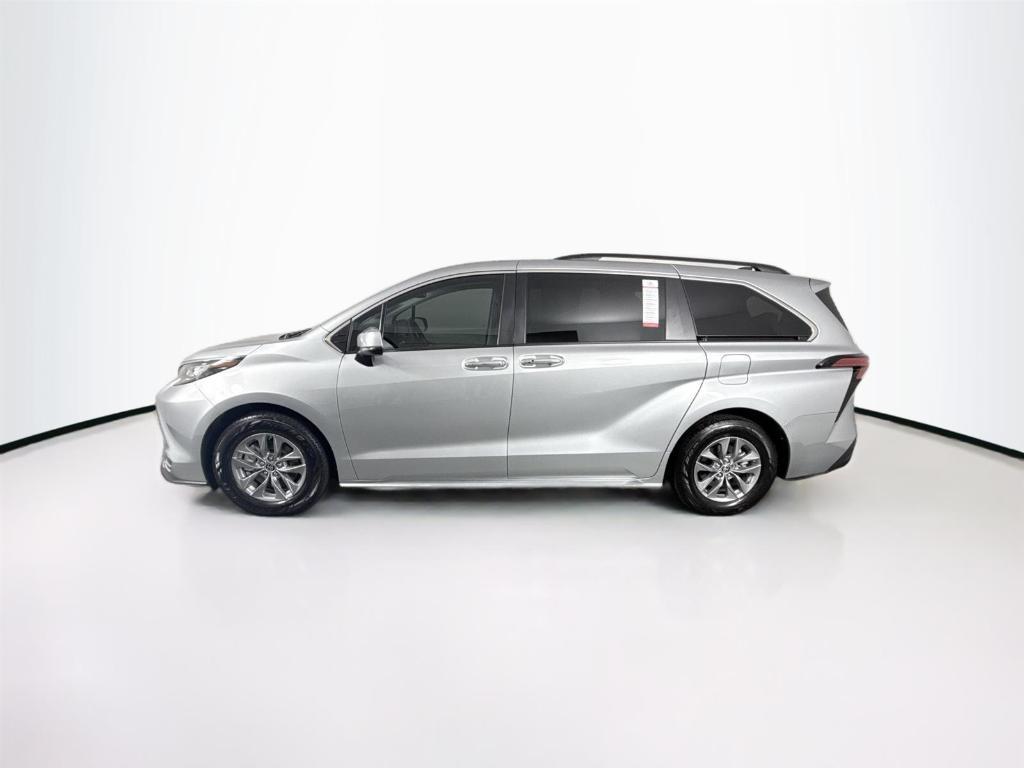 used 2022 Toyota Sienna car, priced at $43,500