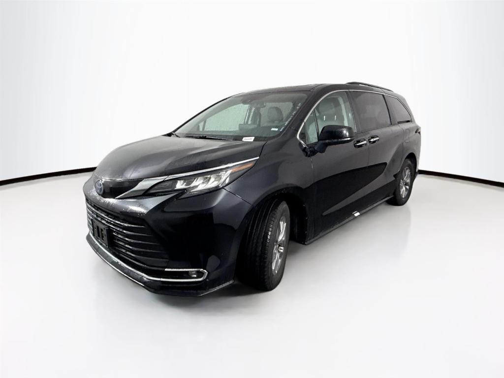 used 2023 Toyota Sienna car, priced at $44,500