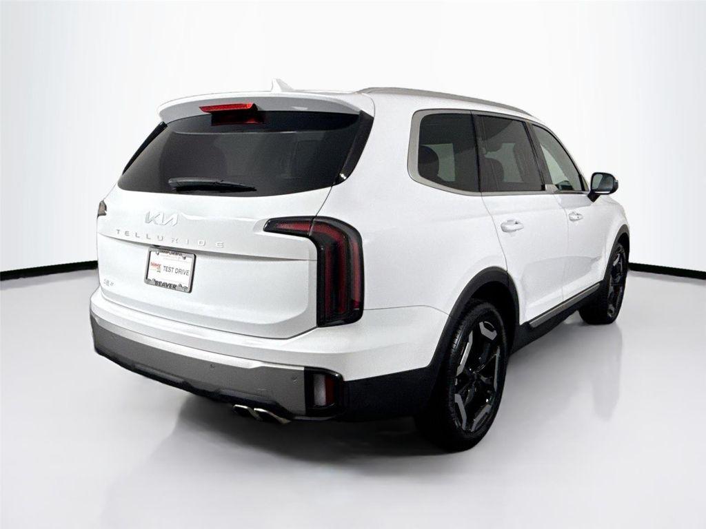 used 2023 Kia Telluride car, priced at $37,300