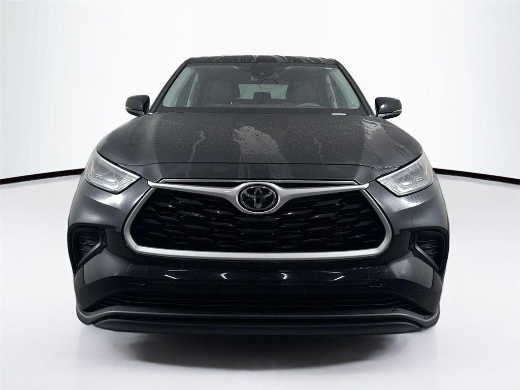used 2023 Toyota Highlander car, priced at $38,000