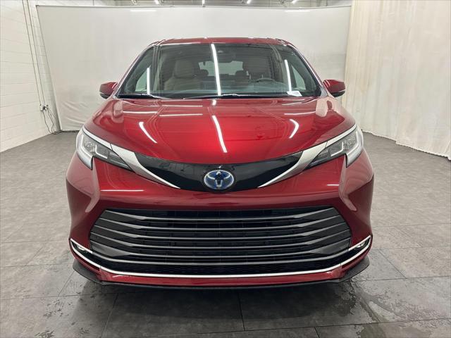 used 2021 Toyota Sienna car, priced at $38,000