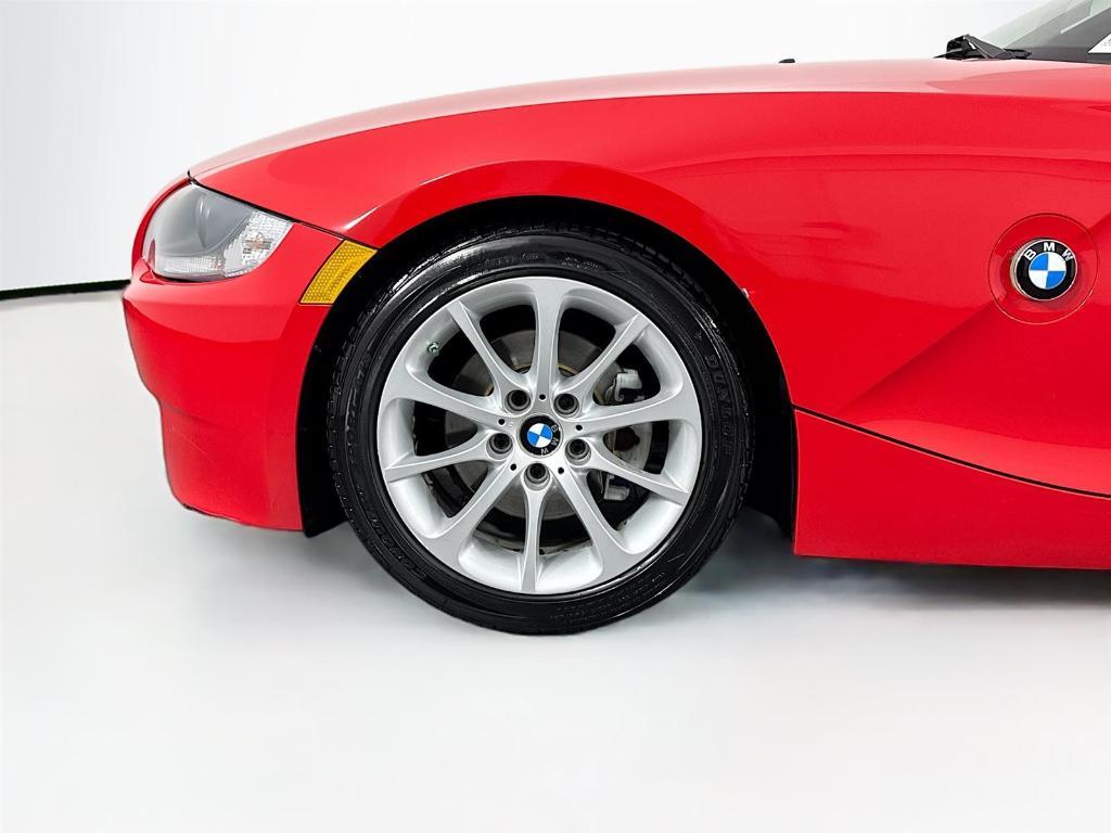 used 2007 BMW Z4 car, priced at $12,000