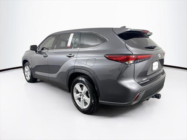 used 2022 Toyota Highlander car, priced at $35,000