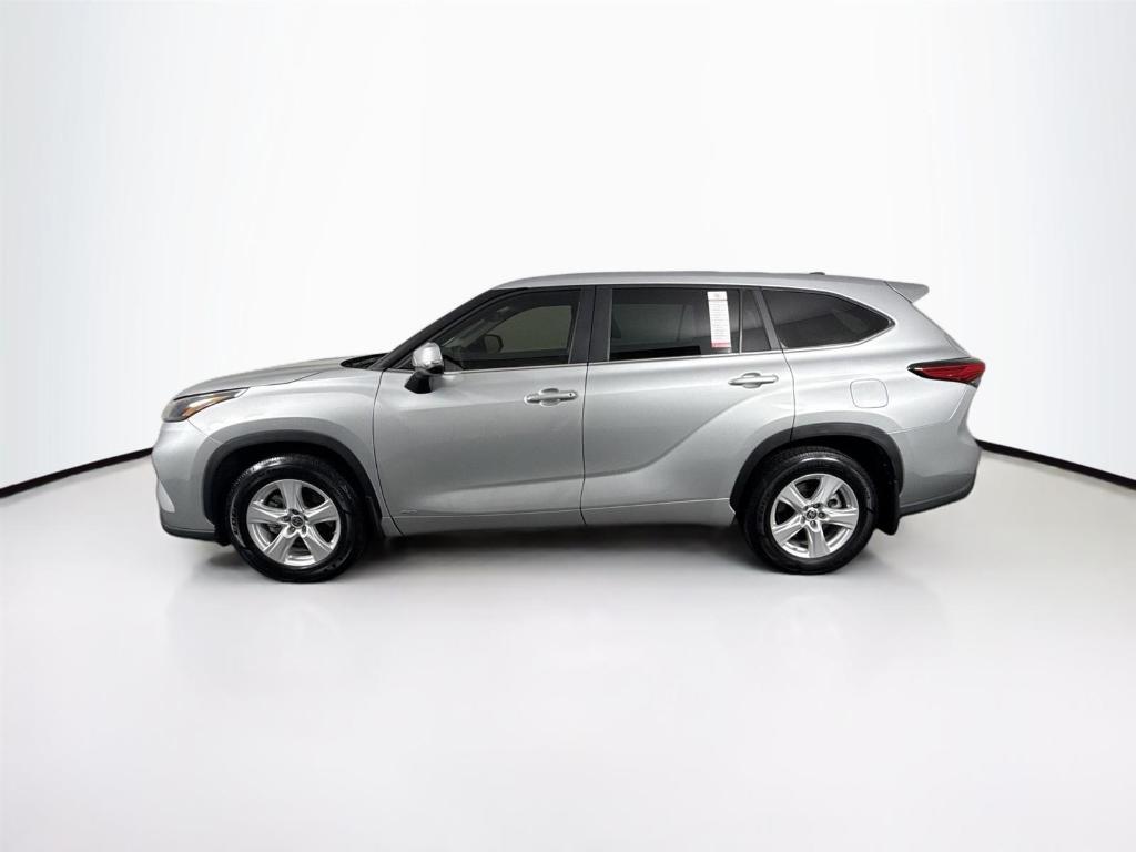 used 2023 Toyota Highlander Hybrid car, priced at $40,000