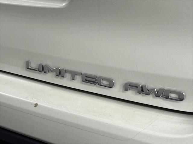 used 2021 Toyota Highlander car, priced at $34,000