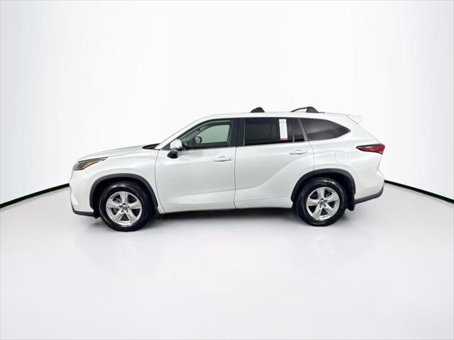 used 2023 Toyota Highlander car, priced at $36,500
