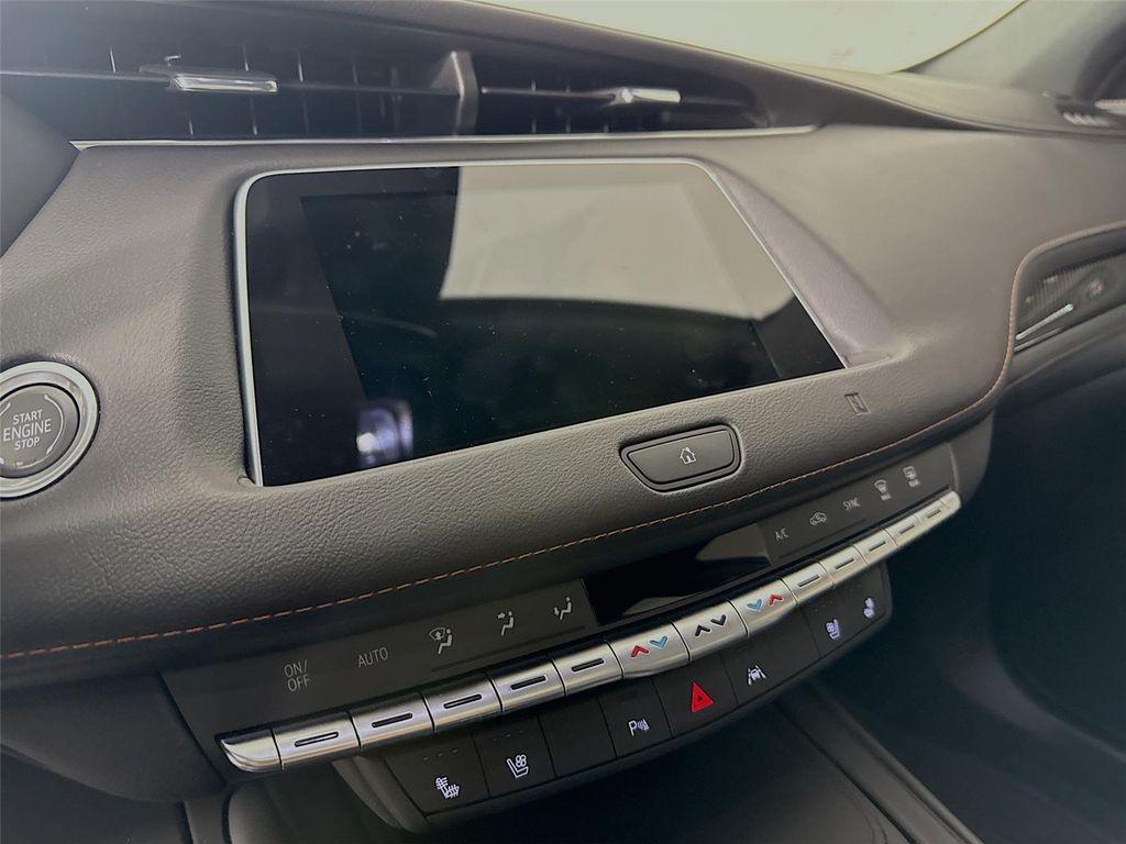 used 2021 Cadillac XT4 car, priced at $28,500