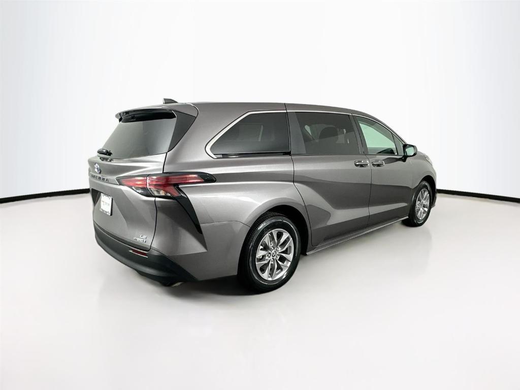 used 2022 Toyota Sienna car, priced at $39,000