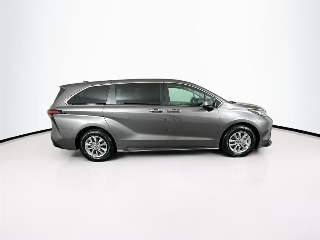 used 2022 Toyota Sienna car, priced at $39,000