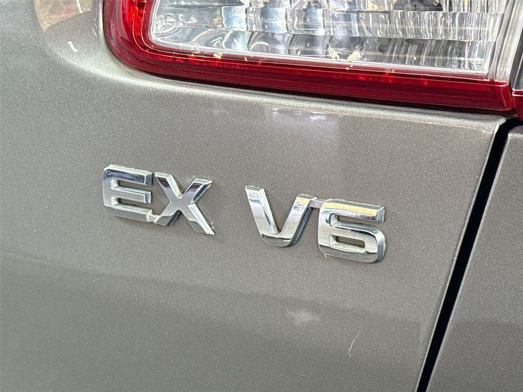 used 2011 Kia Sorento car, priced at $10,300