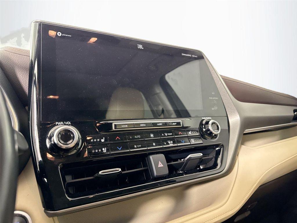 used 2021 Toyota Highlander car, priced at $34,000