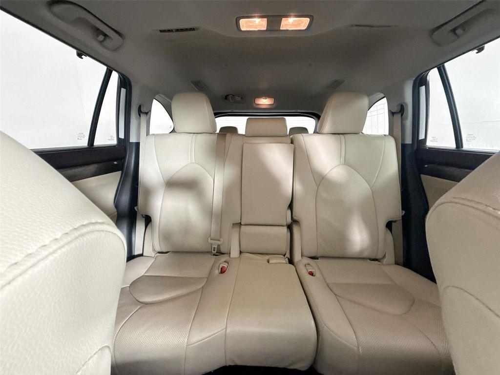 used 2021 Toyota Highlander car, priced at $34,000