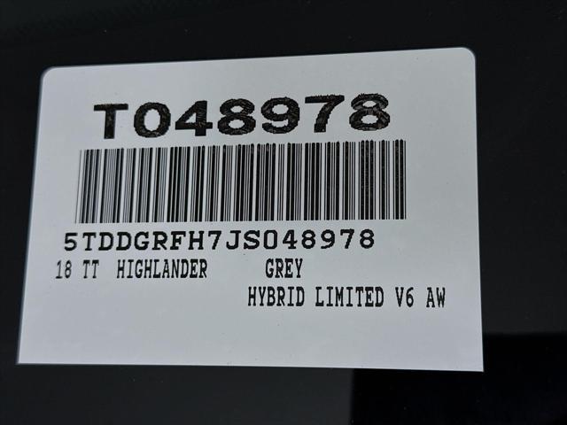 used 2018 Toyota Highlander Hybrid car, priced at $28,000