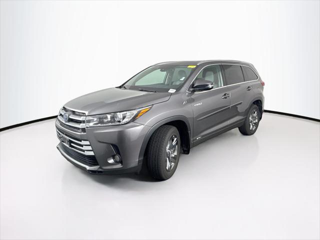 used 2018 Toyota Highlander Hybrid car, priced at $28,000