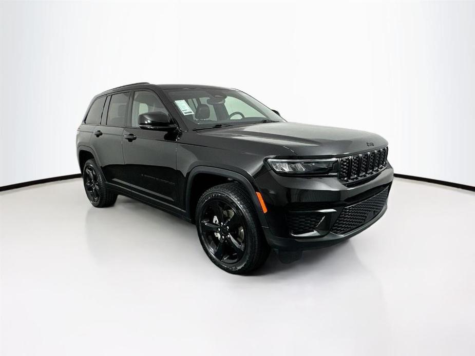 used 2023 Jeep Grand Cherokee car, priced at $33,500