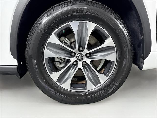 used 2024 Toyota Highlander car, priced at $46,500