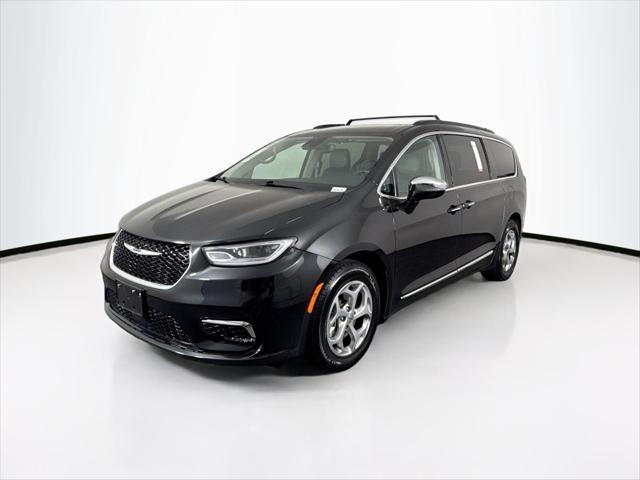 used 2023 Chrysler Pacifica car, priced at $31,000