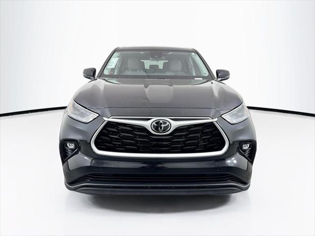 used 2023 Toyota Highlander car, priced at $36,000