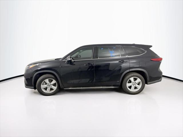 used 2022 Toyota Highlander car, priced at $35,000