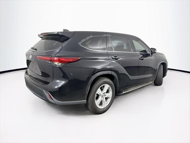 used 2022 Toyota Highlander car, priced at $35,000