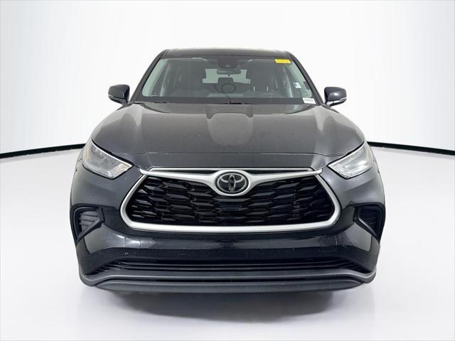 used 2022 Toyota Highlander car, priced at $35,000