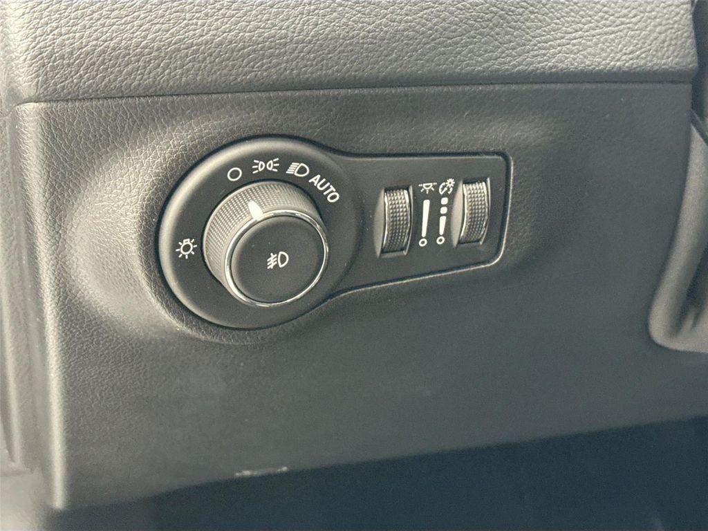 used 2020 Jeep Compass car, priced at $13,000