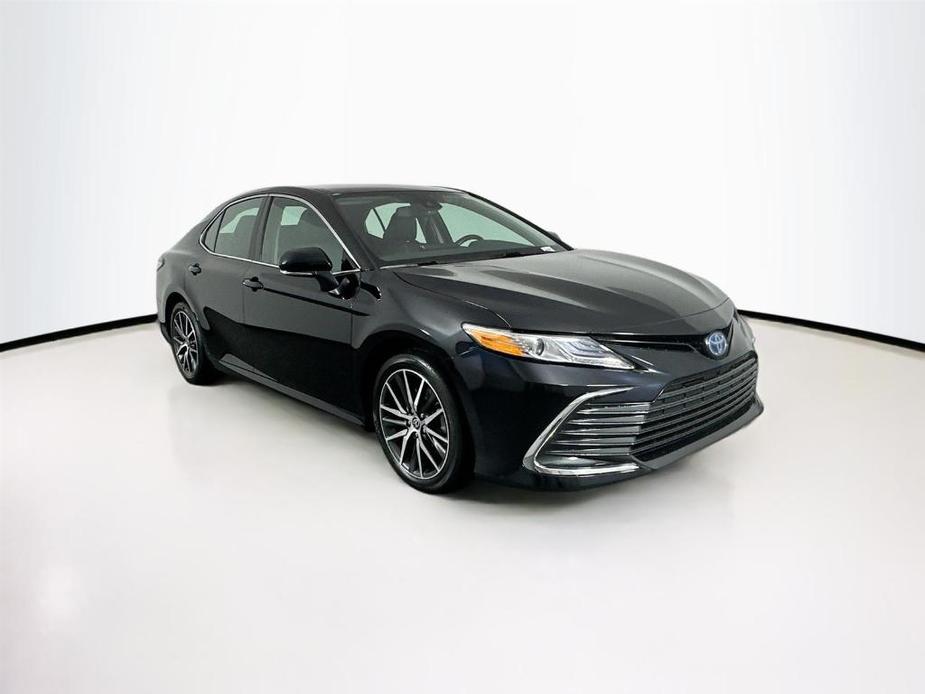 used 2022 Toyota Camry Hybrid car, priced at $29,000