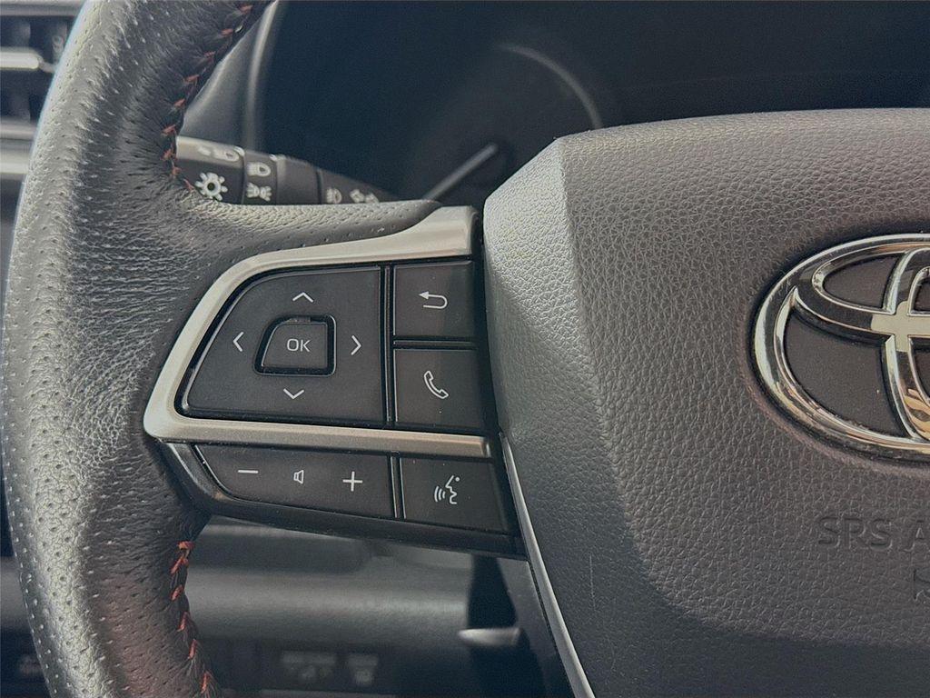 used 2022 Toyota Sienna car, priced at $44,000