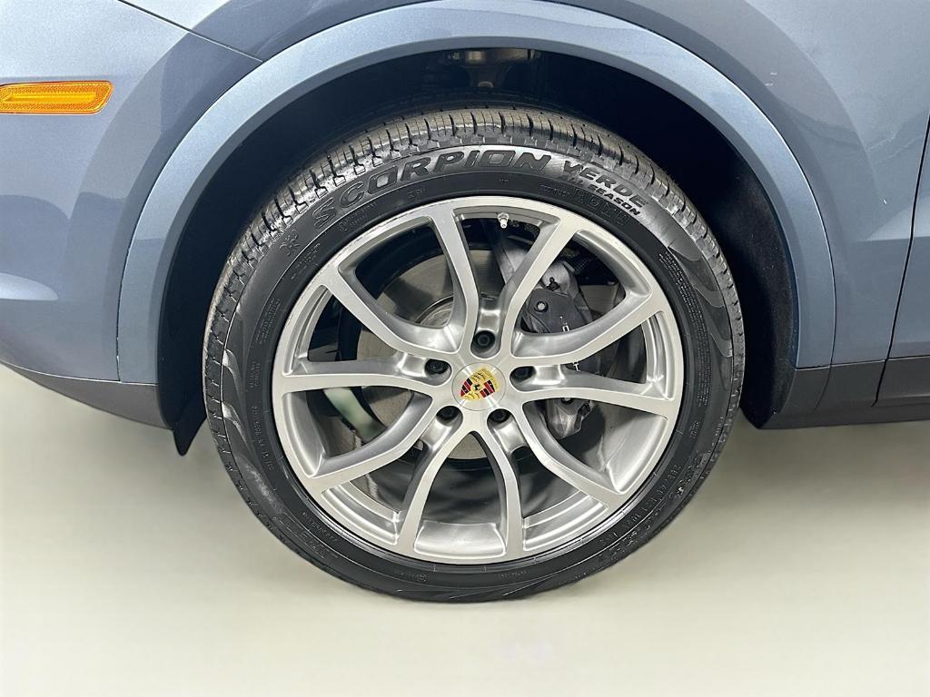 used 2019 Porsche Cayenne car, priced at $39,000