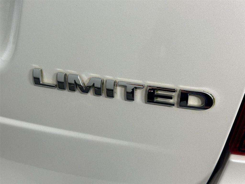 used 2014 Ford Edge car, priced at $9,500