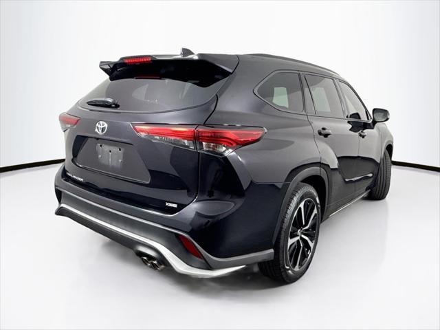 used 2021 Toyota Highlander car, priced at $36,000