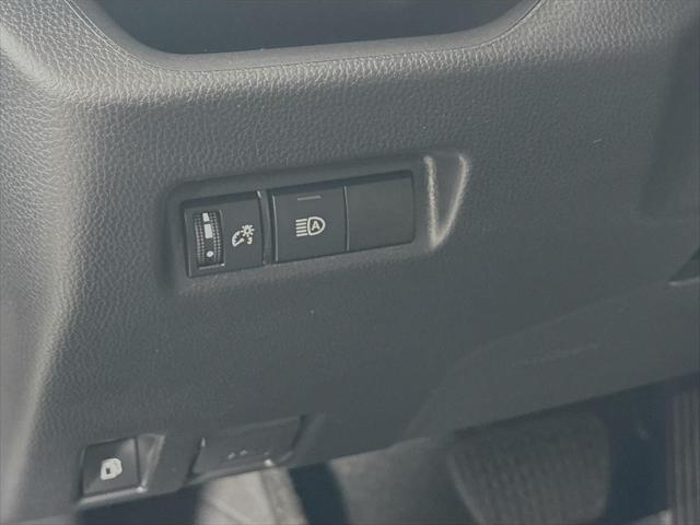 used 2022 Toyota RAV4 Hybrid car, priced at $35,500