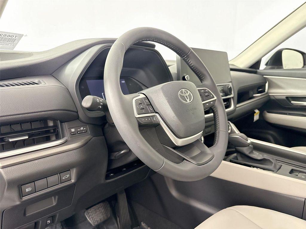 used 2025 Toyota Grand Highlander Hybrid car, priced at $57,500