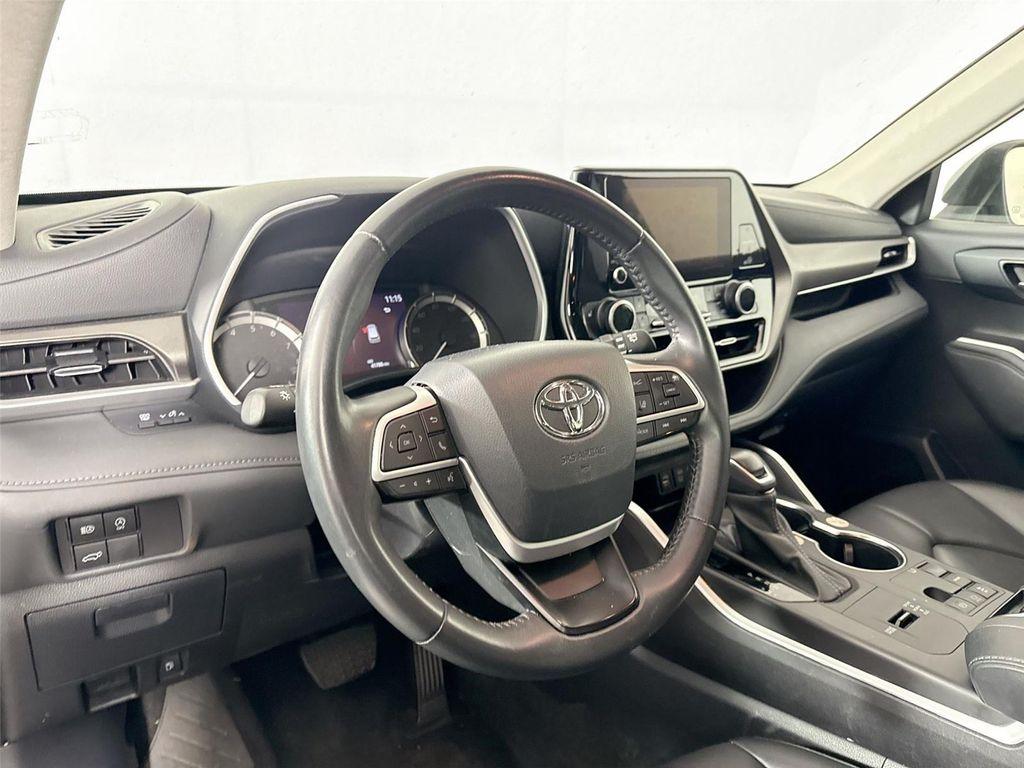 used 2024 Toyota Highlander car, priced at $42,500