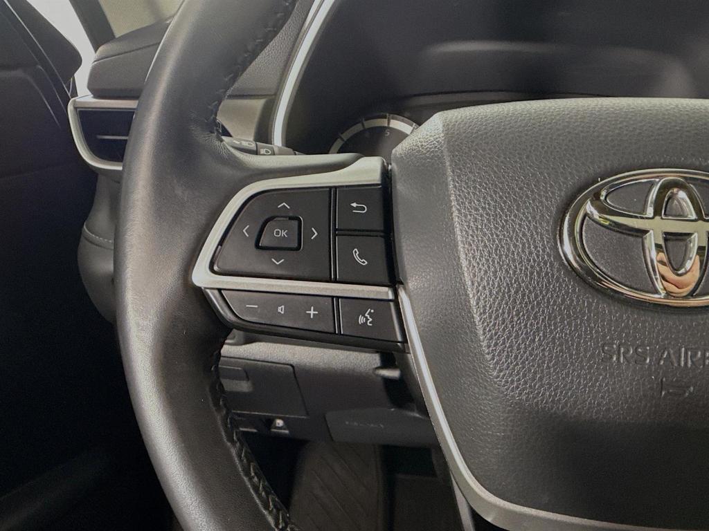 used 2023 Toyota Highlander car, priced at $39,000