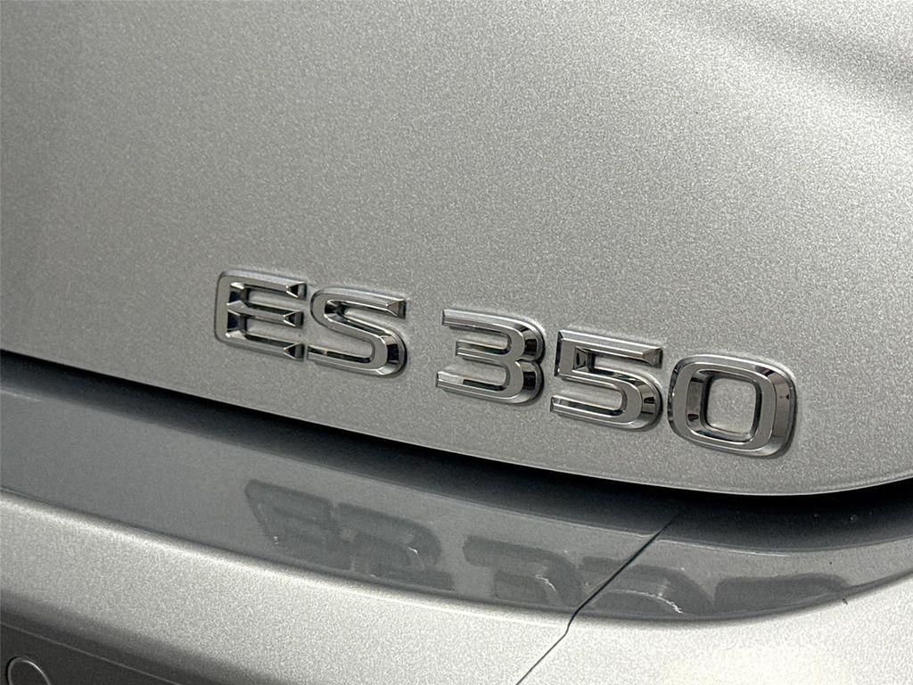 used 2022 Lexus ES 350 car, priced at $35,000
