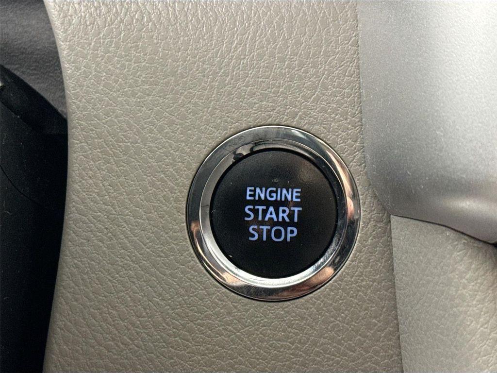 used 2019 Toyota Highlander car, priced at $28,300