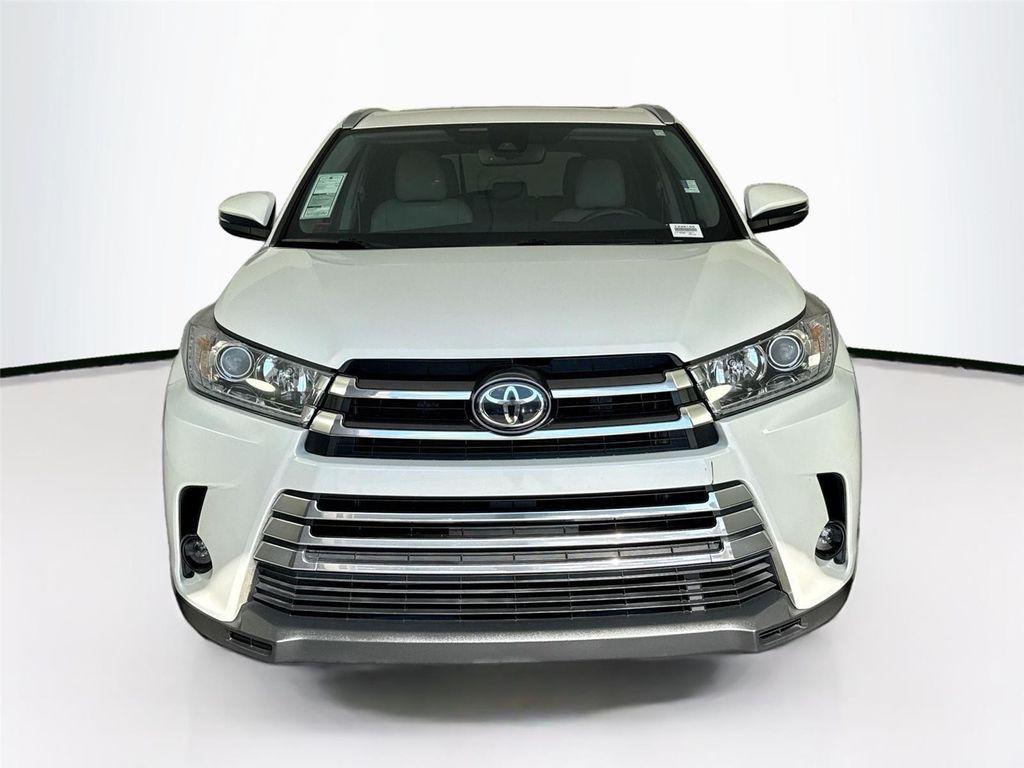 used 2019 Toyota Highlander car, priced at $28,300