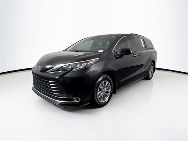 used 2024 Toyota Sienna car, priced at $39,000