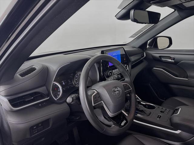 used 2023 Toyota Highlander car, priced at $45,000