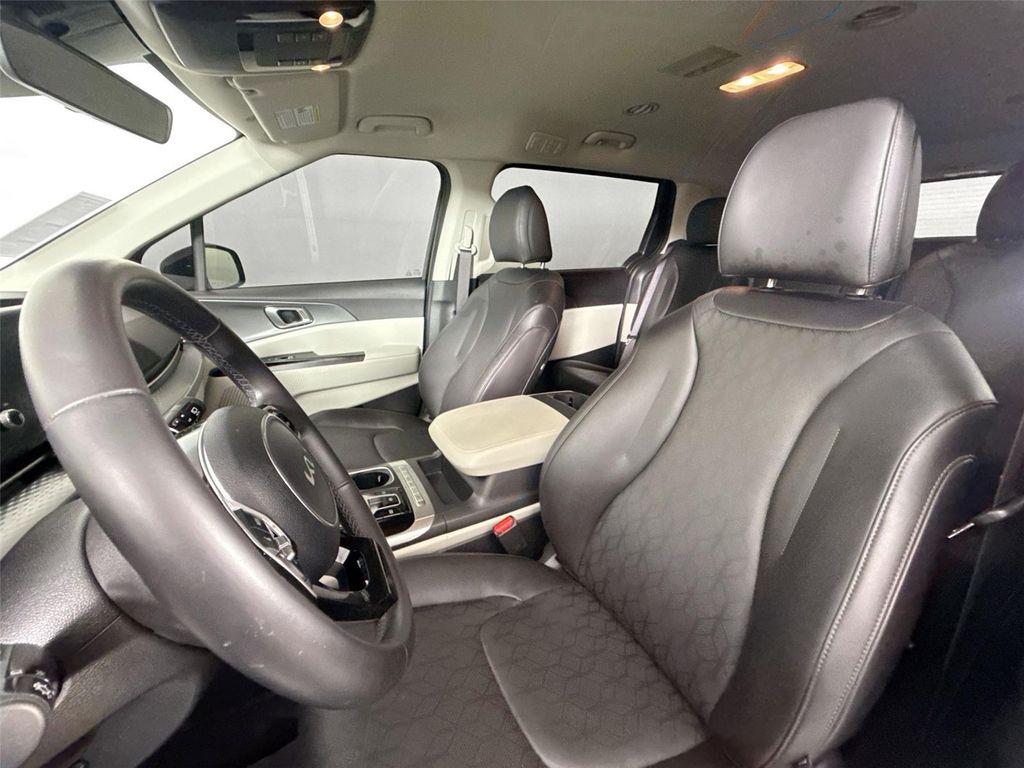 used 2024 Kia Carnival car, priced at $34,000
