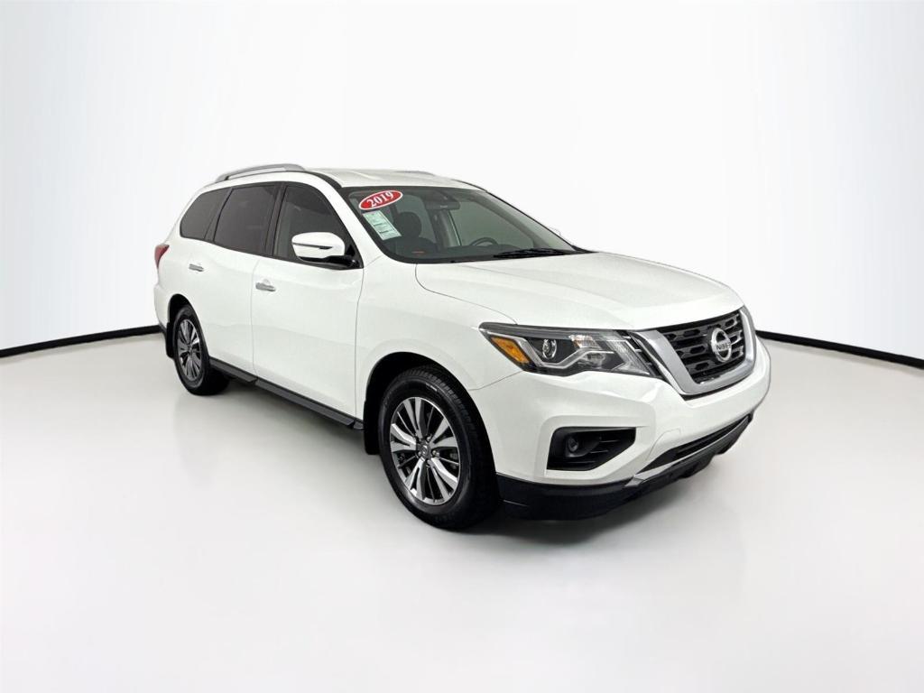 used 2019 Nissan Pathfinder car, priced at $22,000