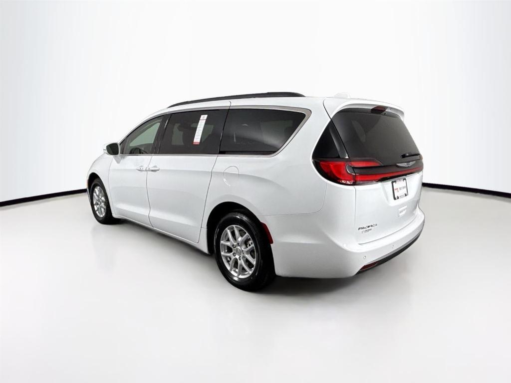 used 2022 Chrysler Pacifica car, priced at $25,000