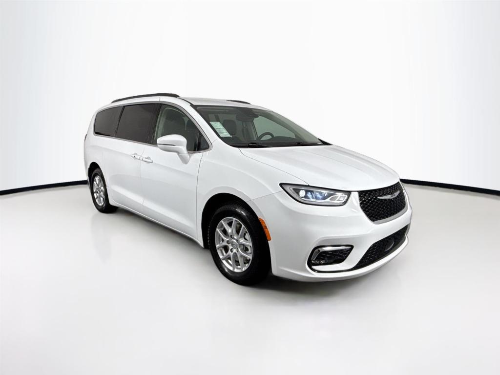 used 2022 Chrysler Pacifica car, priced at $25,000