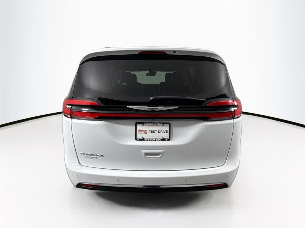 used 2022 Chrysler Pacifica car, priced at $25,000